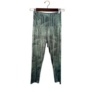 Beyond Yoga High Rise Cropped Tropical Palm Leggings Small‎